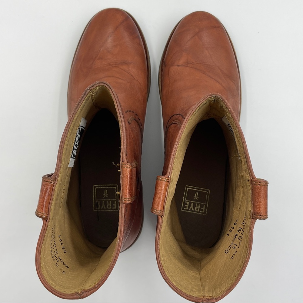 Frye EUC Anna Shortie Short Boots Stitch Side Cognac Warm Brown Gorgeous 5.5 B - Picture 9 of 16